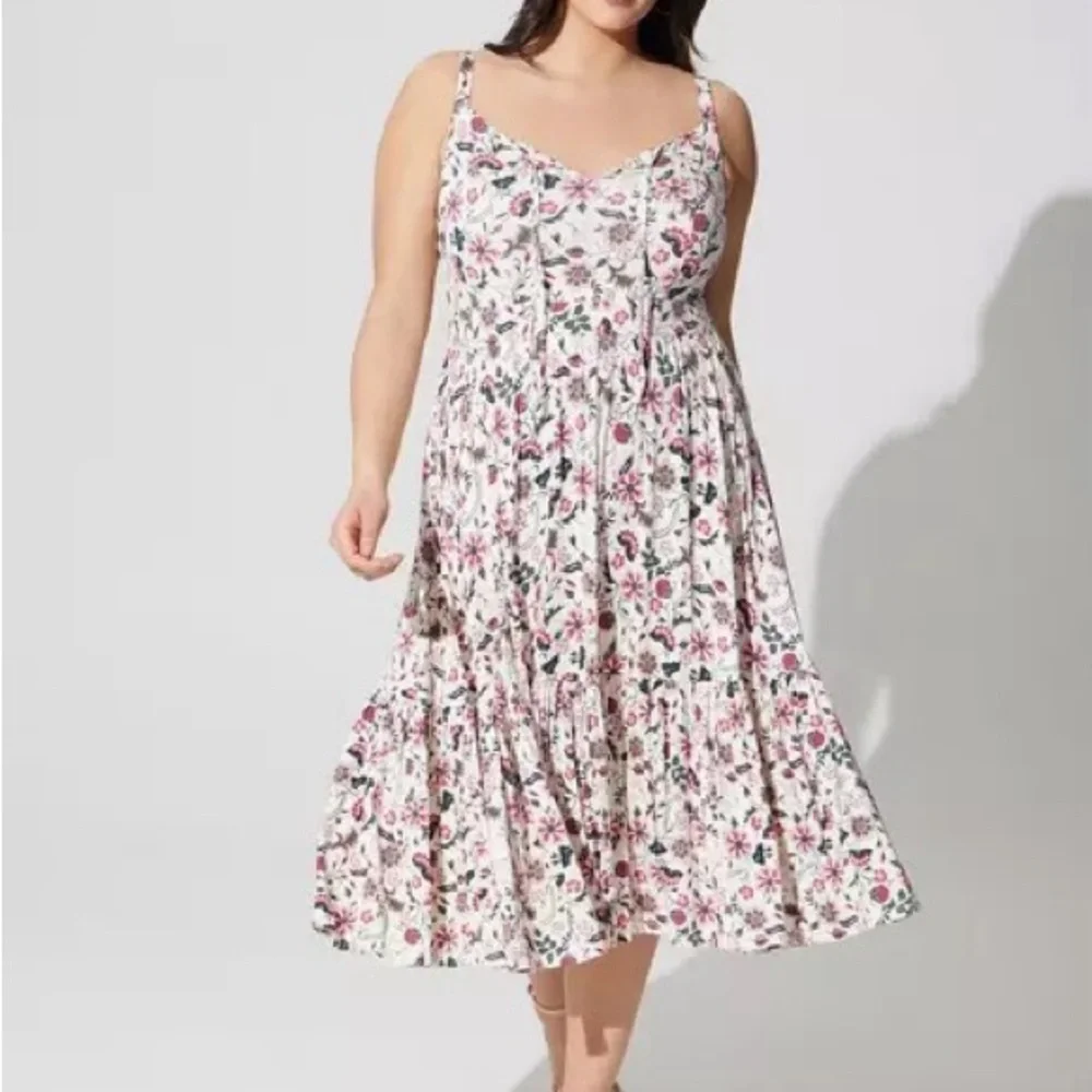 NWT Torrid Supersoft Floral Ivory Tie Front Midi Dress -Torrid Size 3 (22-24,3X) - Picture 3 of 16